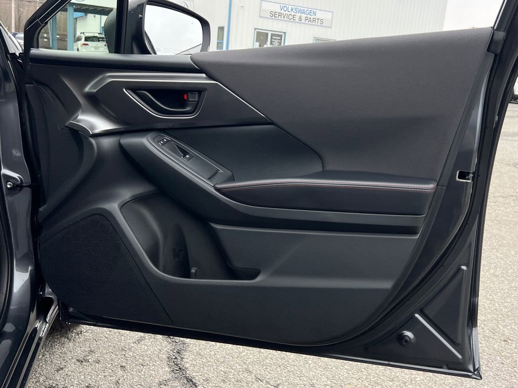 Used 2025 Subaru Impreza 2.0i Sport image 11