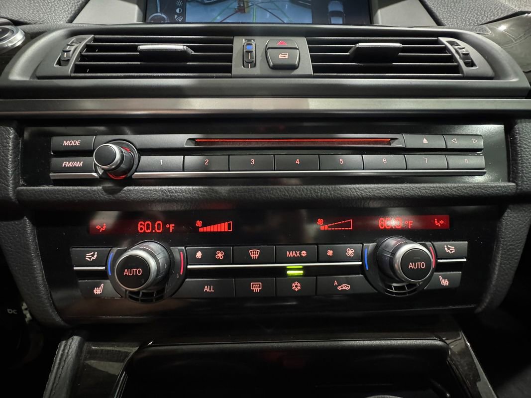 Used 2011 BMW 535i xDrive Sedan image 21