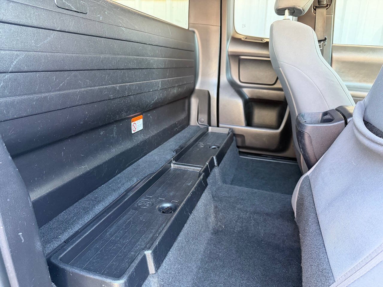 Used 2020 Toyota Tacoma SR RWD image 15