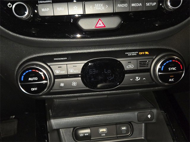 Used 2025 Kia Soul EX image 19