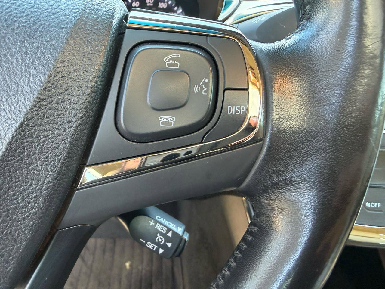 Used 2013 Toyota Avalon Limited image 27