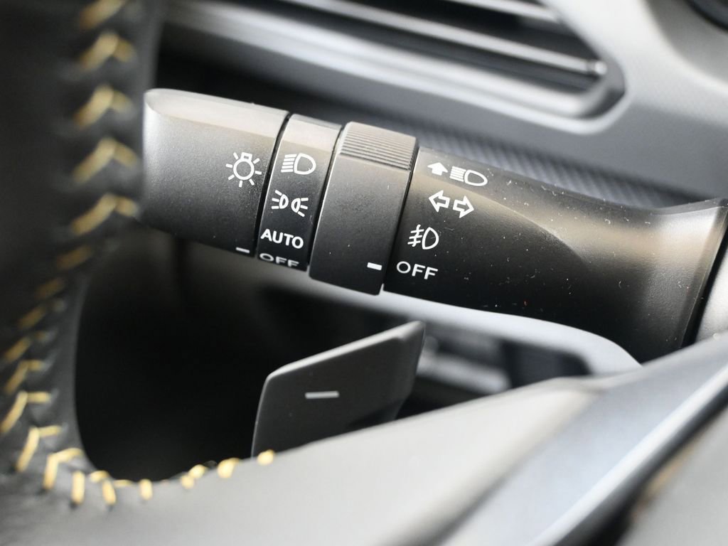 Used 2025 Subaru Crosstrek 2.5i Sport image 31