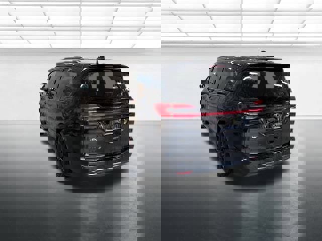 New 2026 Chrysler Pacifica Select w/ S Appearance Package image 3