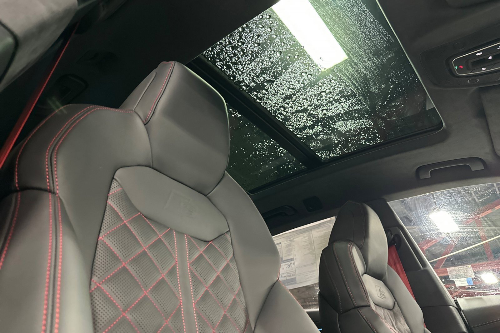 New 2026 Audi SQ8 Prestige image 16