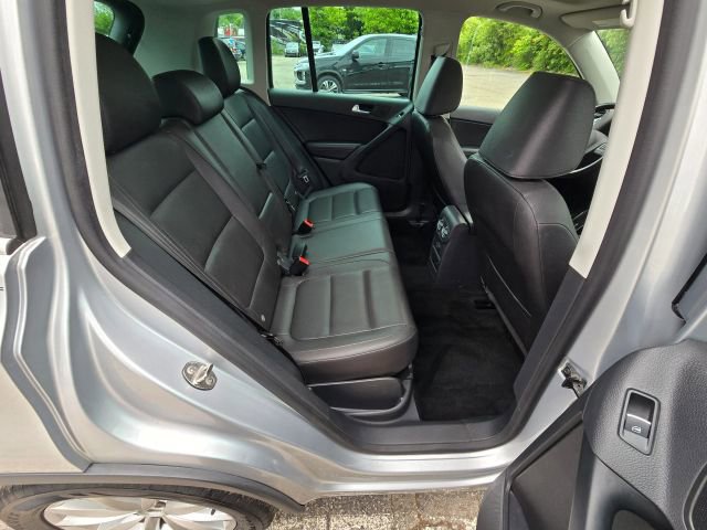 Used 2017 Volkswagen Tiguan Wolfsburg Edition AWD/4WD image 14