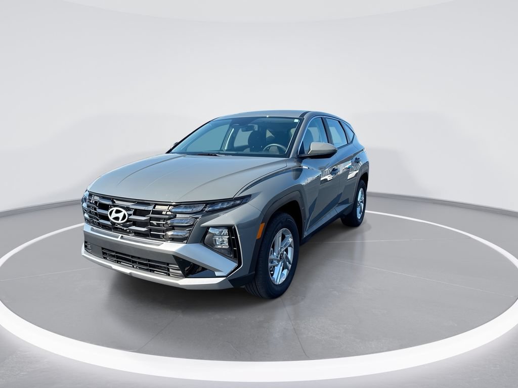 Used 2026 Hyundai Tucson SE AWD/4WD image 4
