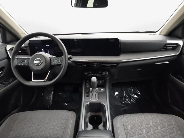 Used 2026 Nissan Kicks SV w/ Cold Weather Package AWD/4WD image 13