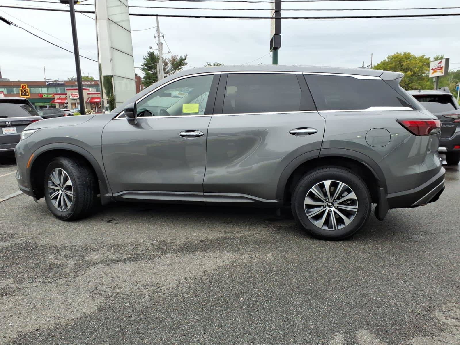 Certified 2025 INFINITI QX60 Pure AWD/4WD image 8