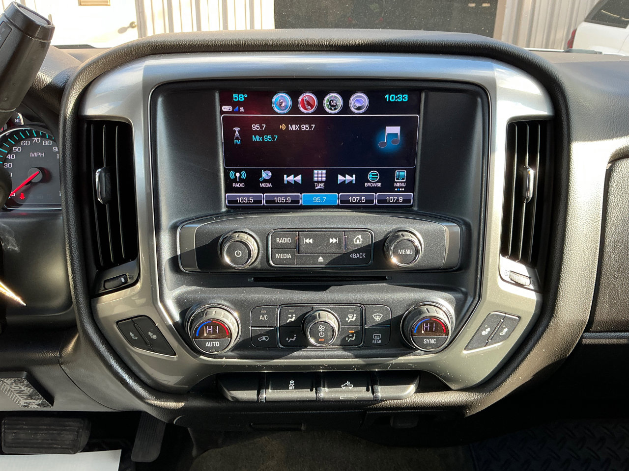 Used 2018 Chevrolet Silverado 1500 LT w/ All Star Edition image 19