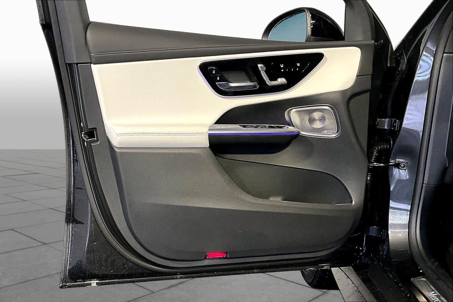 New 2026 Mercedes-Benz GLC 300 4MATIC image 11