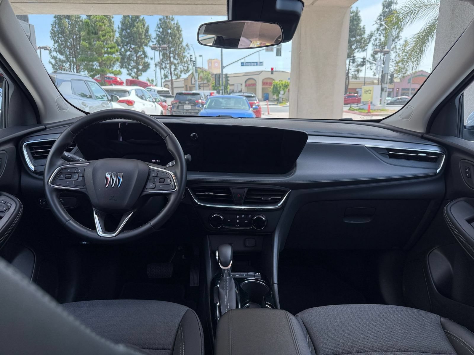 Used 2025 Buick Encore GX Preferred AWD/4WD image 30