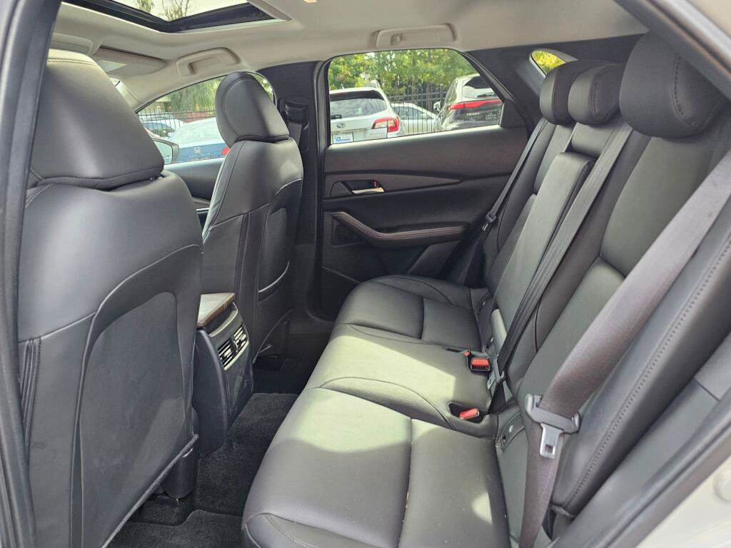 Certified 2025 MAZDA CX-30 AWD 2.5 S w/ Premium Package image 17