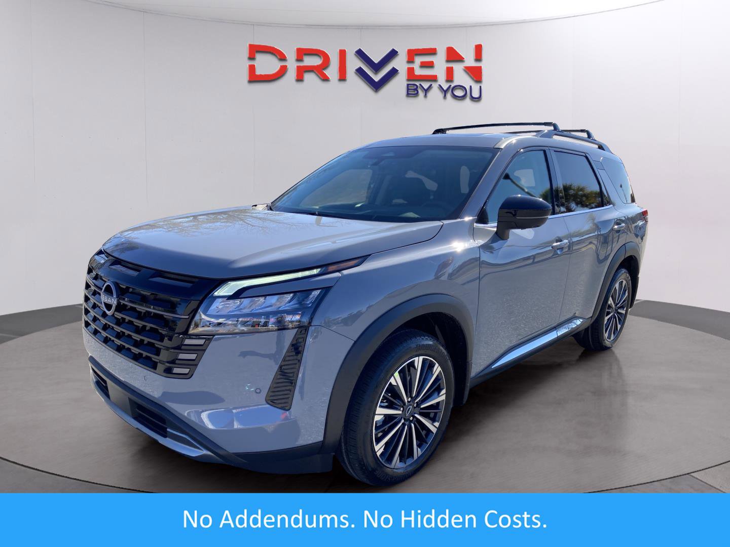 New 2026 Nissan Pathfinder Platinum image 1