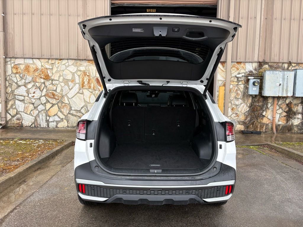 Used 2024 Kia Sportage X-Line w/ X-Line Premium Package image 15