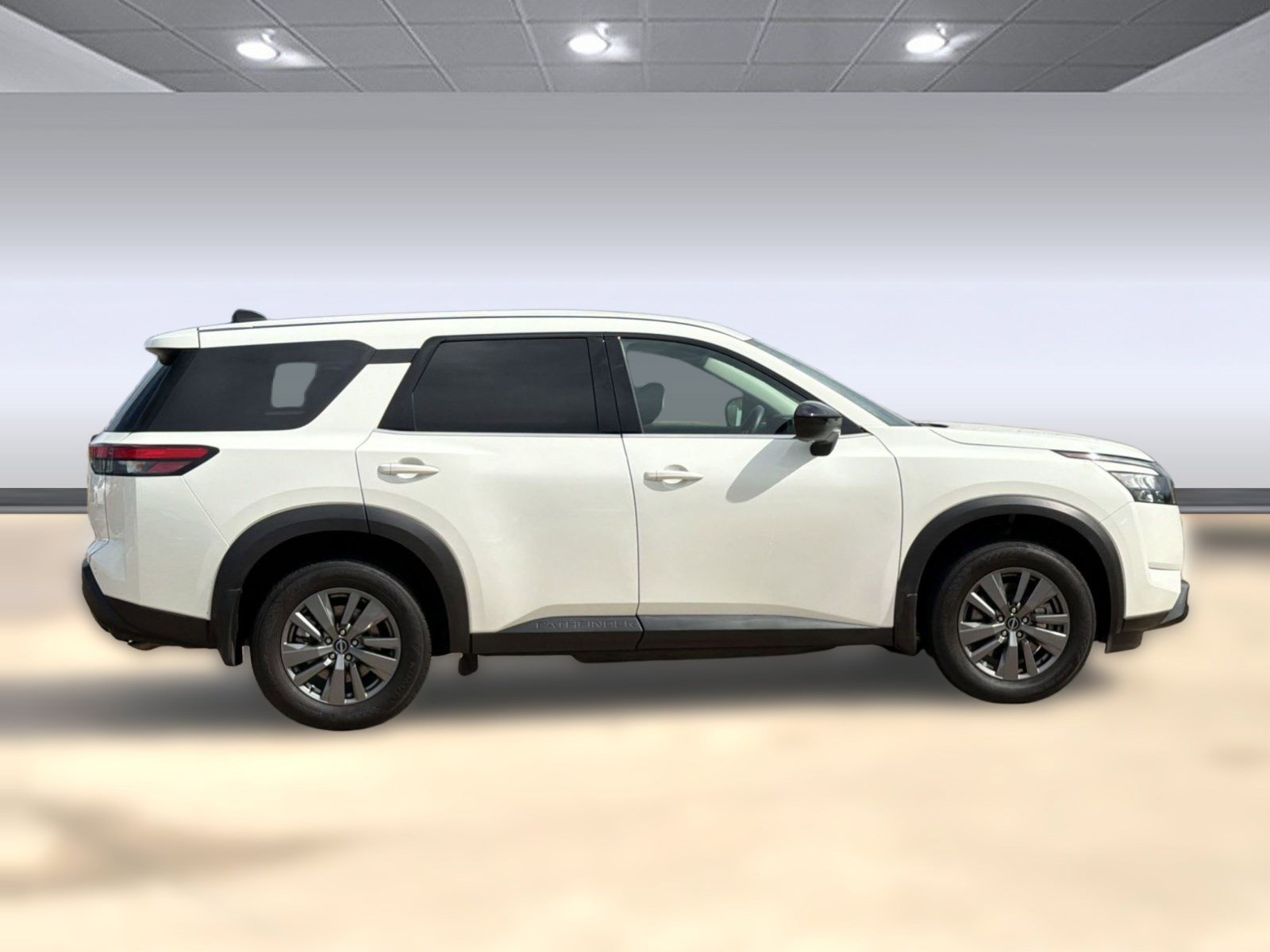 Used 2024 Nissan Pathfinder S image 8