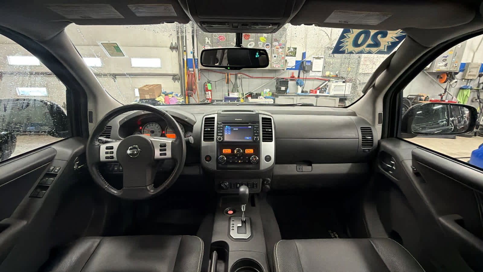 Used 2020 Nissan Frontier PRO-4X image 24