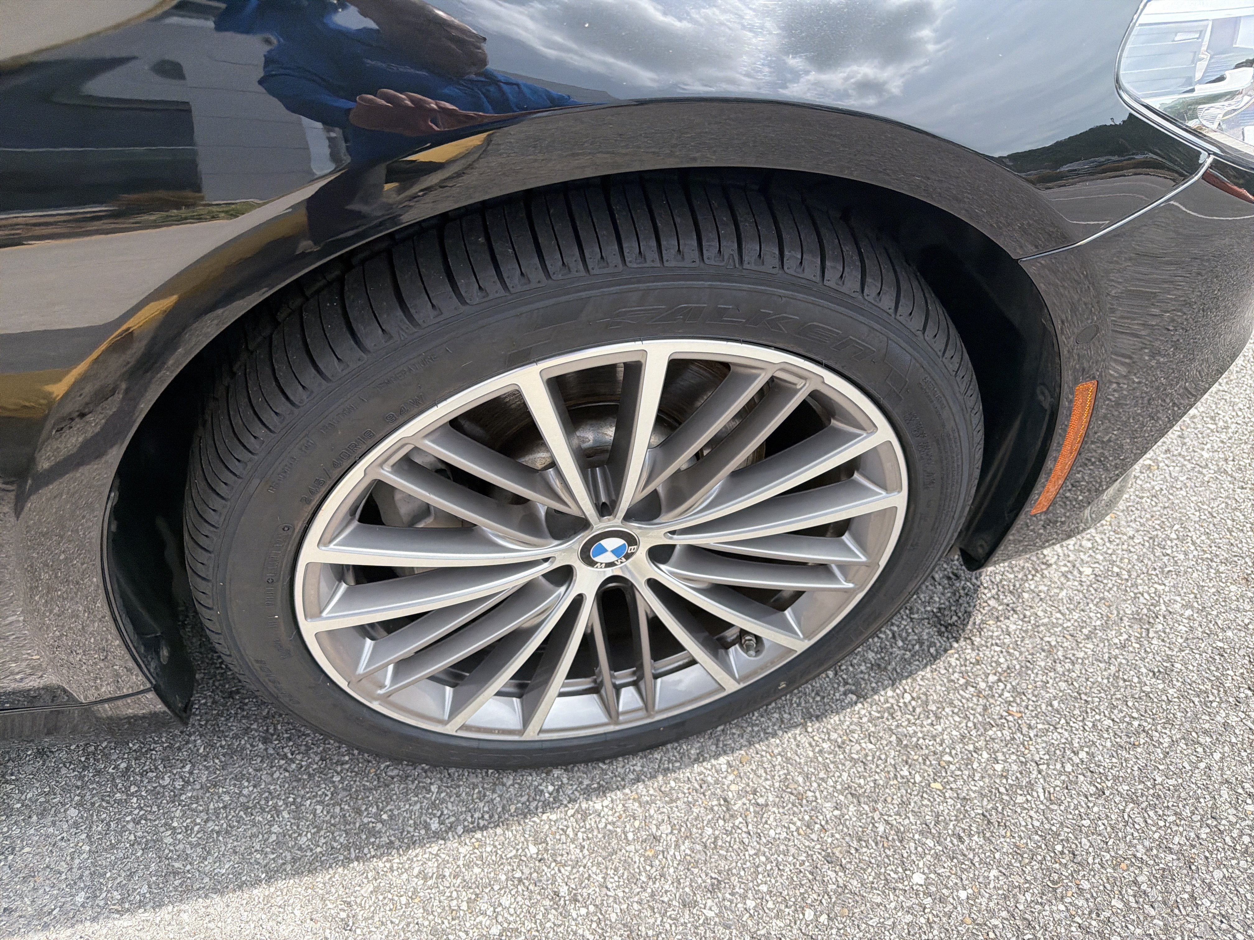 Used 2019 BMW 530i xDrive AWD/4WD image 29