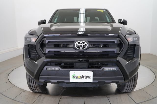 Used 2024 Toyota Tacoma SR5 image 2