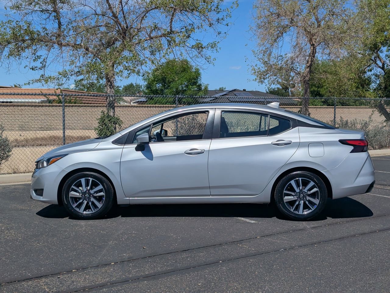 Certified 2023 Nissan Versa SV FWD image 3