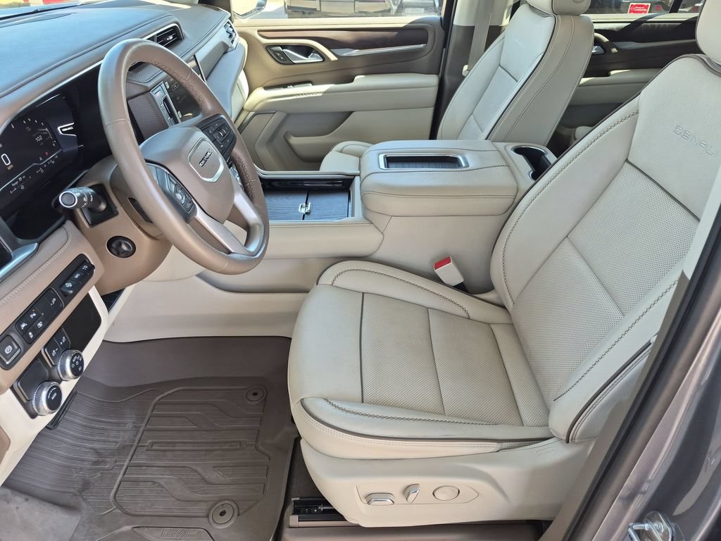 Used 2022 GMC Yukon Denali RWD image 20