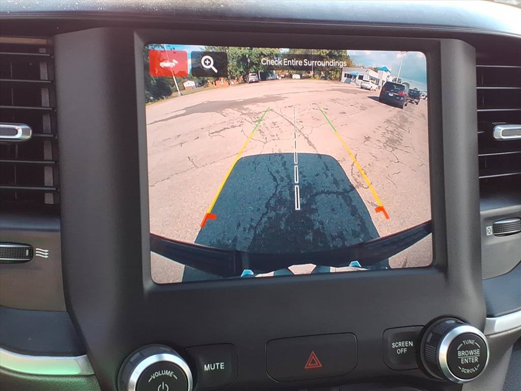 Used 2022 RAM 1500 Big Horn AWD/4WD image 30