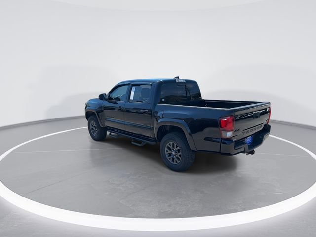 Used 2023 Toyota Tacoma SR5 w/ Technology Package AWD/4WD image 5