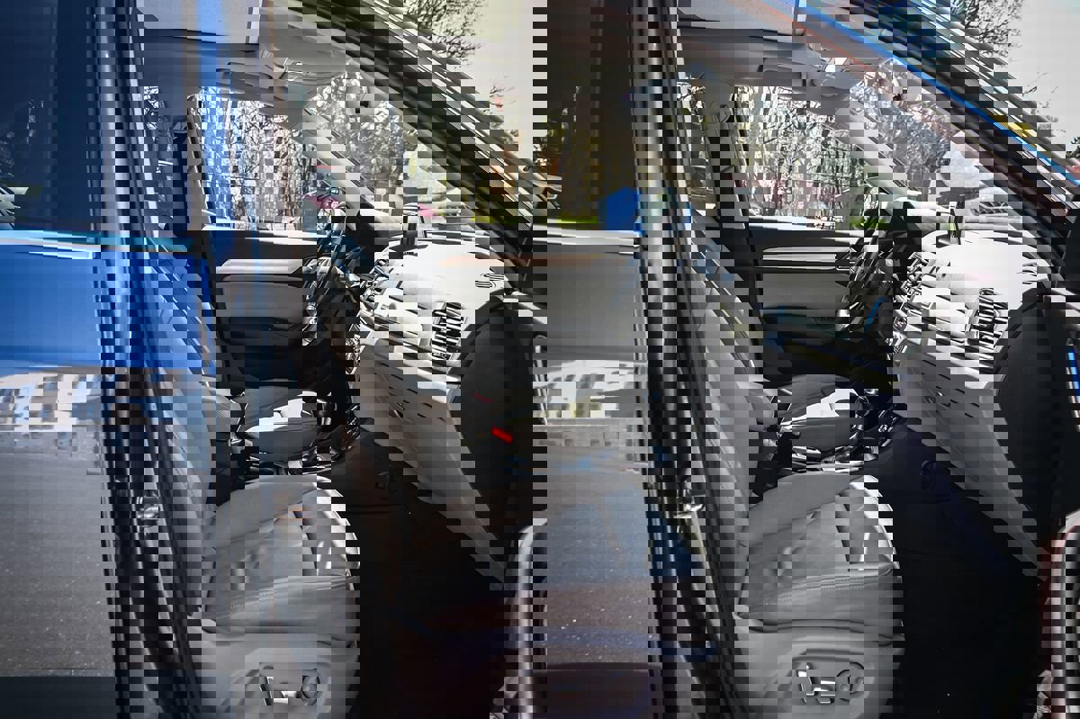 Used 2016 Audi Q3 2.0T Premium Plus w/ Technology Package image 17