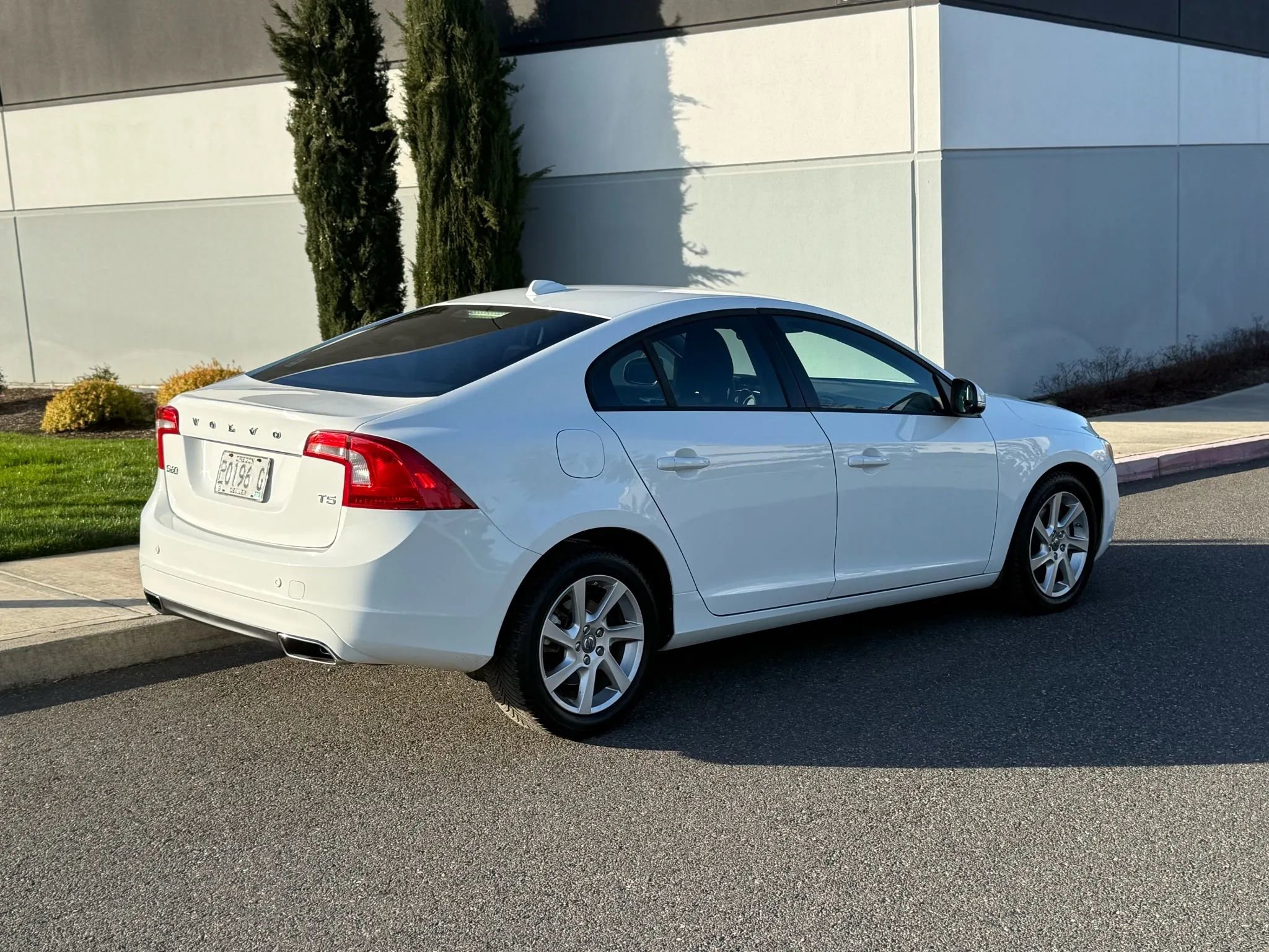 Used 2014 Volvo S60 T5 image 5