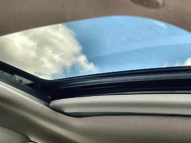 Certified 2024 Honda HR-V EX-L image 32
