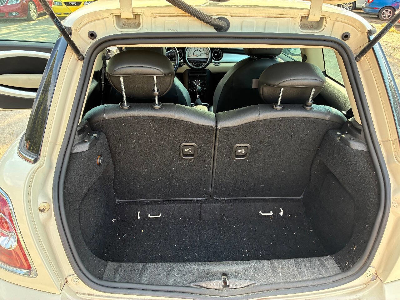 Used 2011 MINI Cooper Hardtop image 20