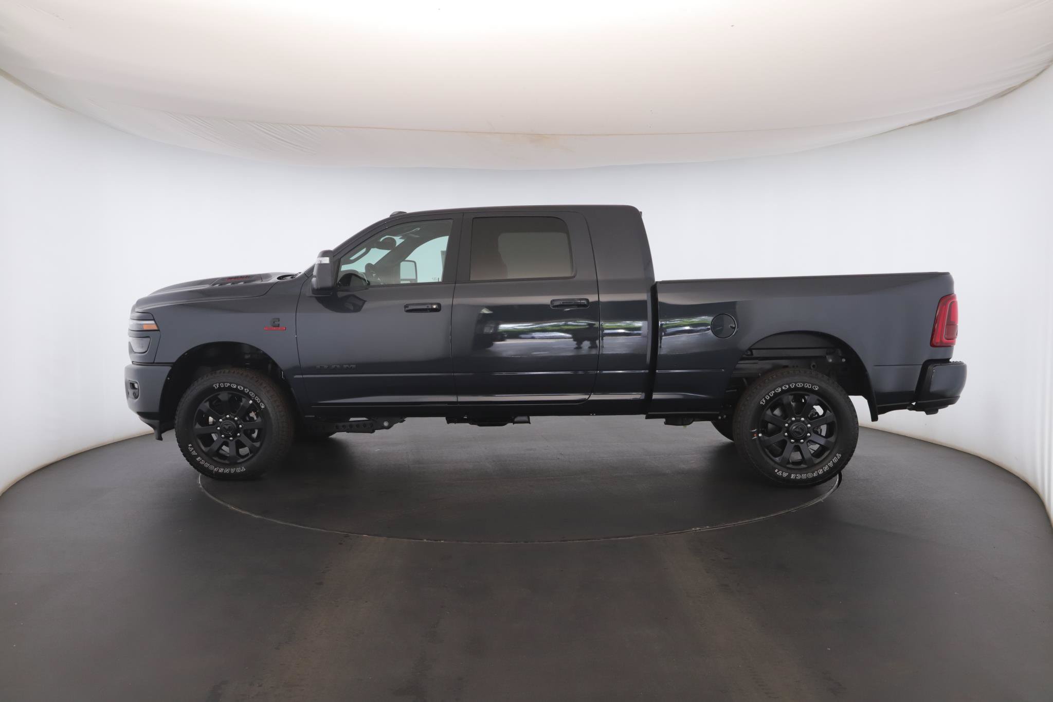 Used 2026 RAM 2500 Laramie w/ Night Edition AWD/4WD image 21