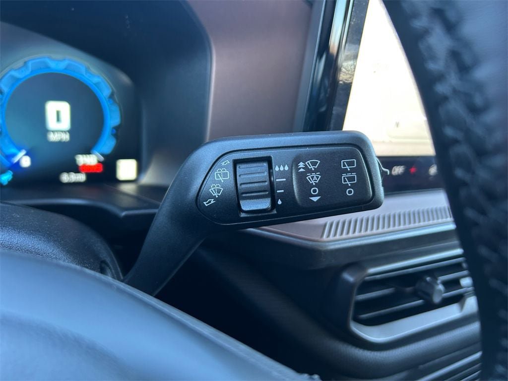 Used 2025 Ford Bronco Sport Outer Banks w/ Outer Banks Tech Package+ AWD/4WD image 22