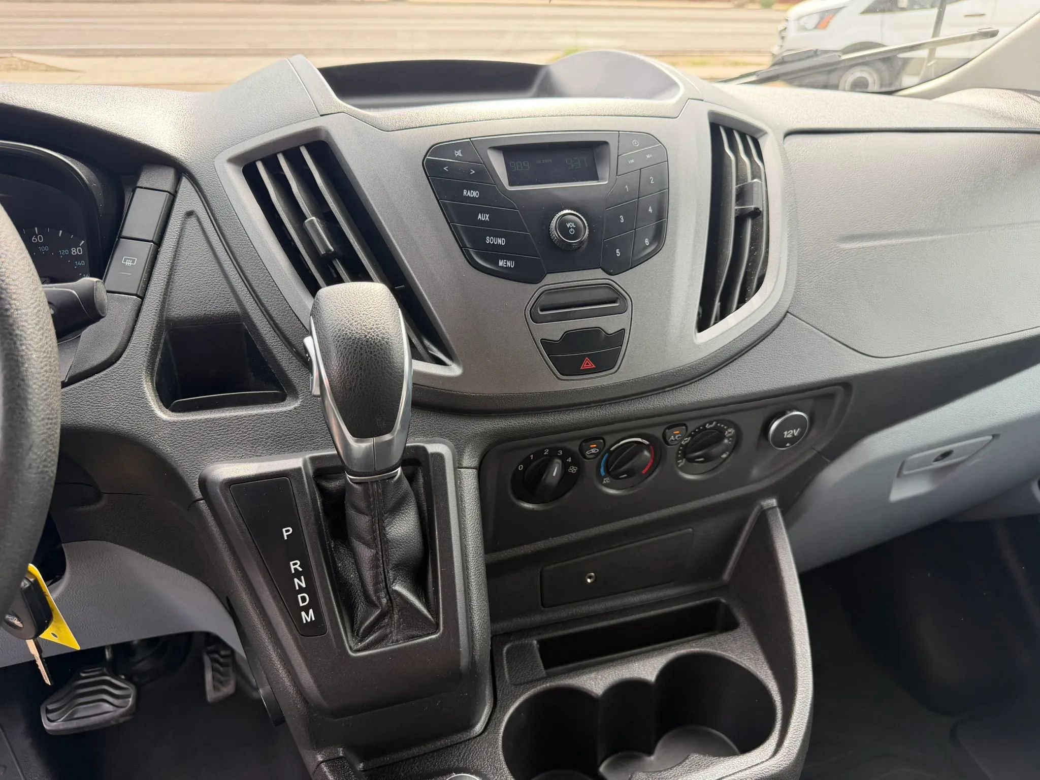 Used 2018 Ford Transit 350 XL image 20