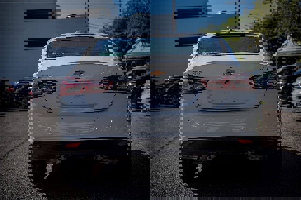 Used 2024 Chevrolet Malibu LT image 6