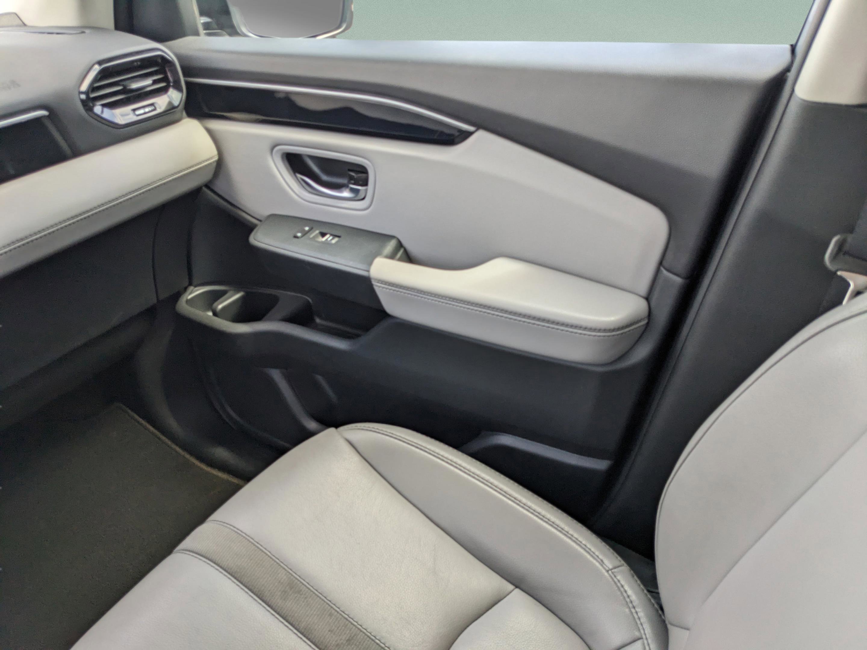 Used 2024 Honda Pilot EX-L image 16