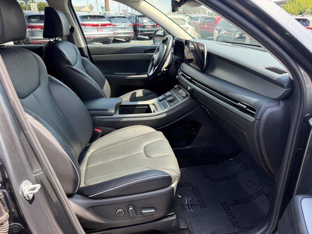 Used 2024 Hyundai Palisade SEL FWD image 31