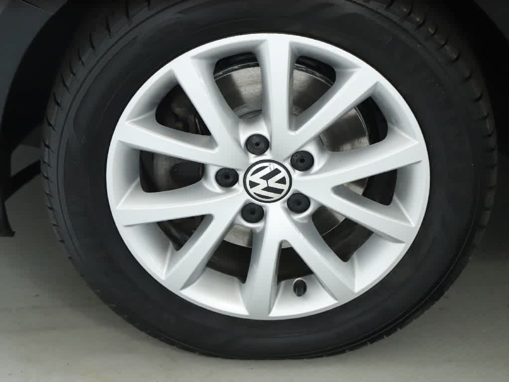 Used 2014 Volkswagen Jetta SE FWD image 34