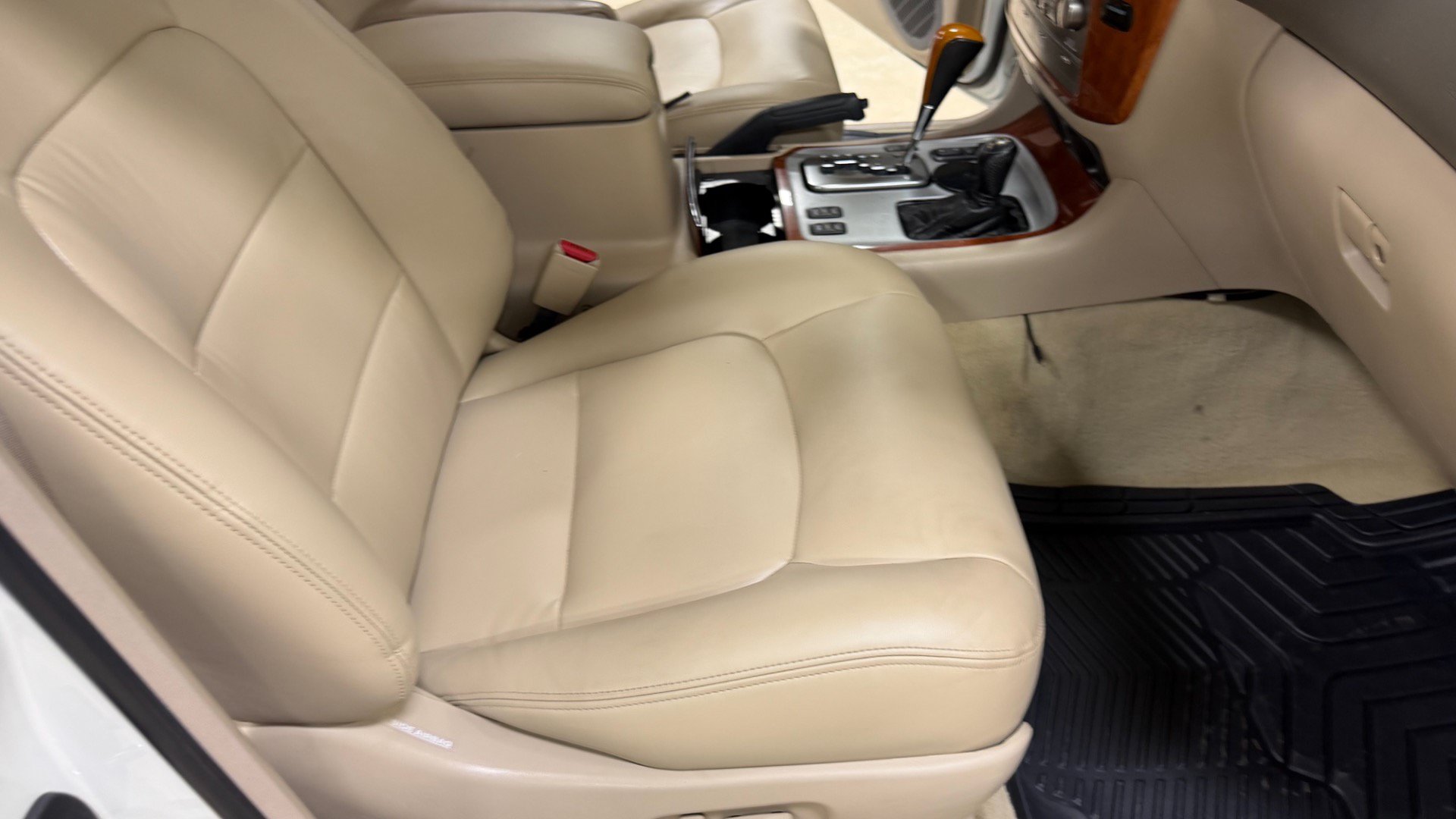 Used 2003 Lexus LX 470 4WD image 23