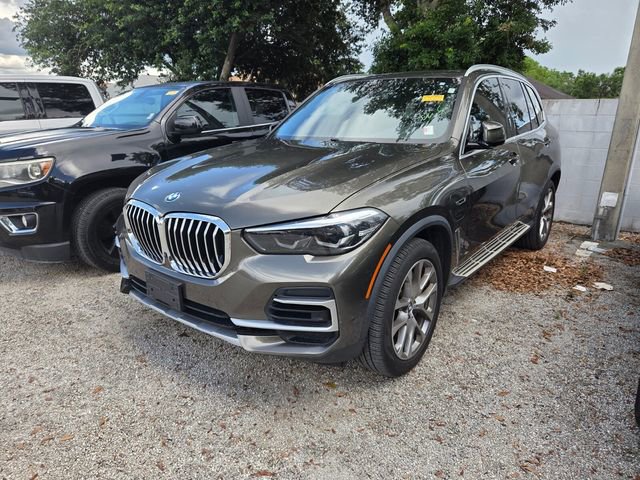 Used 2023 BMW X5 xDrive45e AWD/4WD image 3