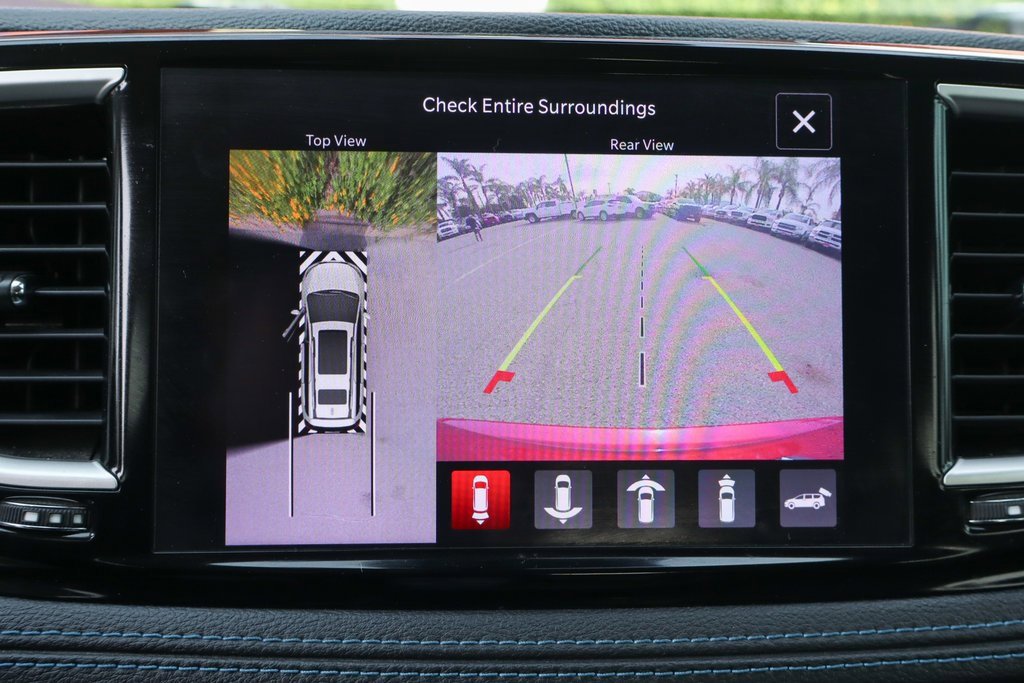 Used 2021 Chrysler Pacifica Touring-L w/ Uconnect Theater Family Group image 32