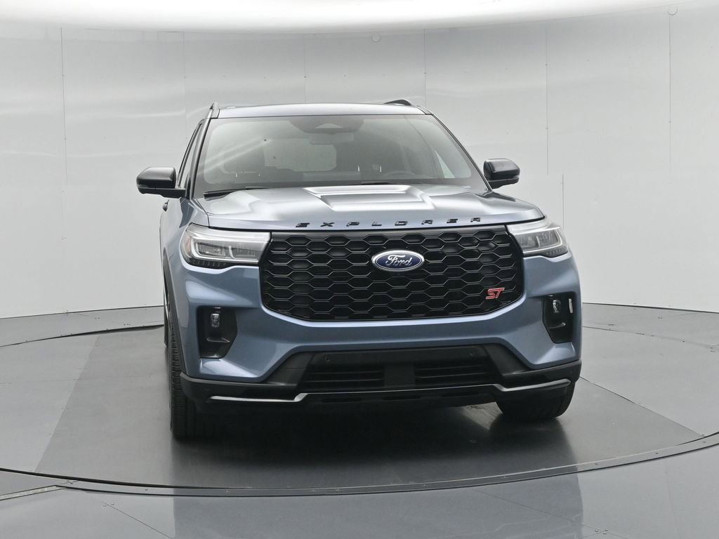 Used 2025 Ford Explorer ST image 57