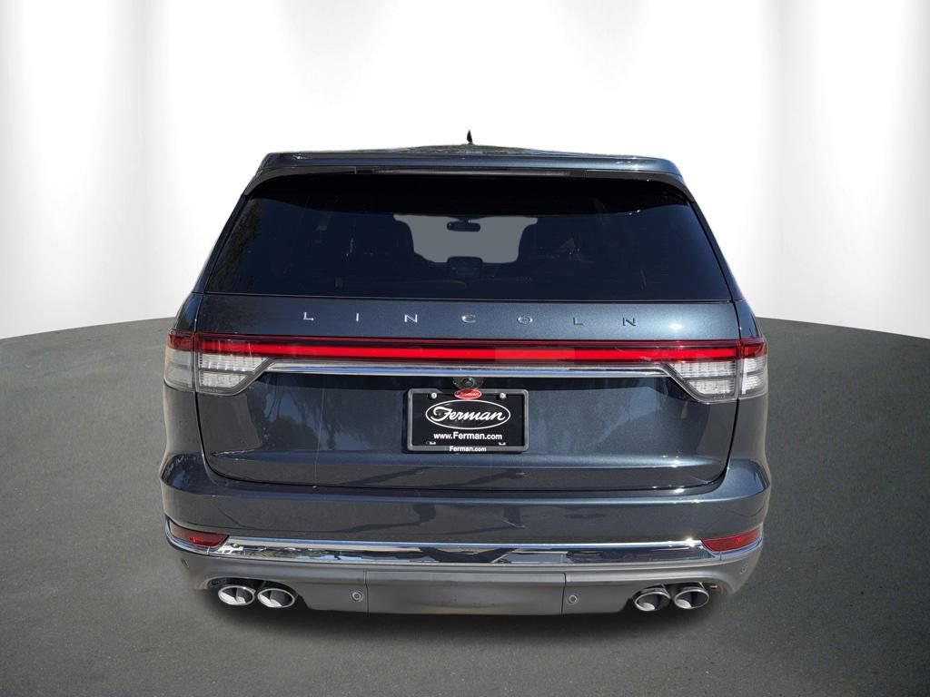 Used 2023 Lincoln Aviator Reserve w/ Equipment Group 201A image 14