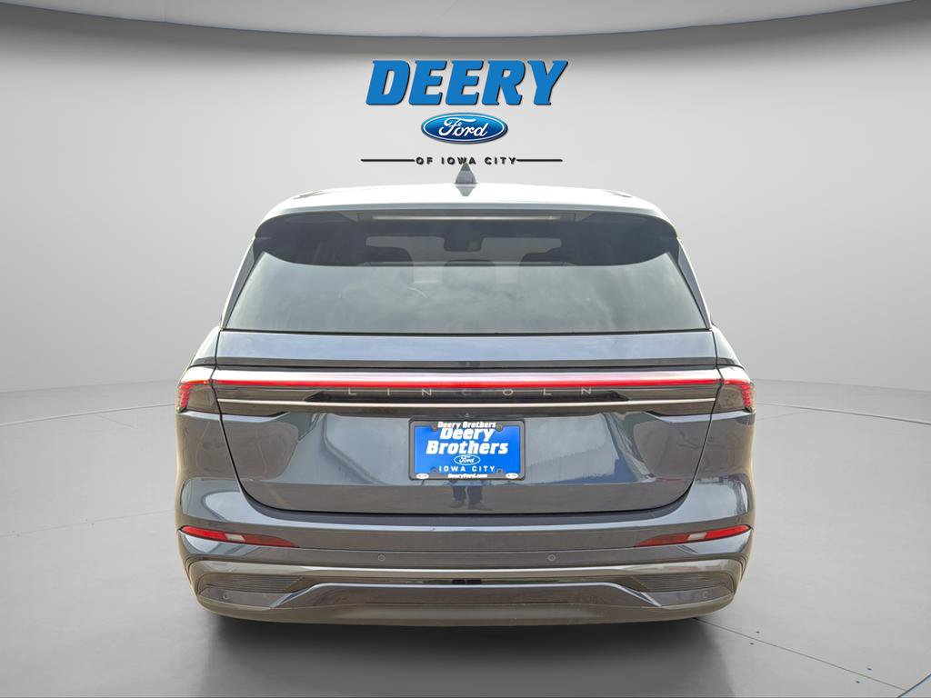 Used 2024 Lincoln Nautilus Reserve w/ Equipment Group 202A image 12