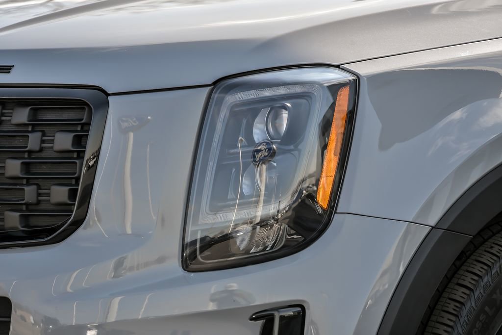Used 2022 Kia Telluride SX image 3