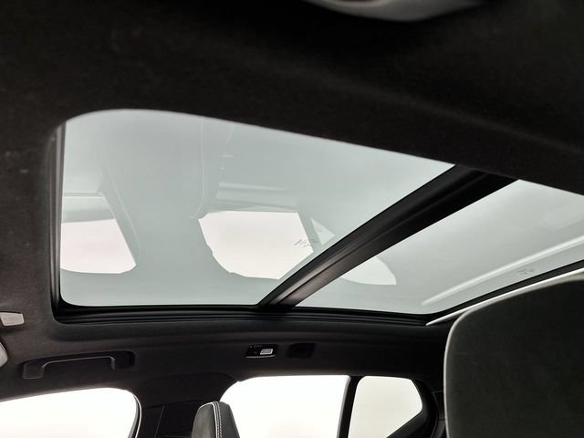 Certified 2023 Volvo XC40 Recharge Ultimate w/ Protection Package Premier AWD/4WD image 22
