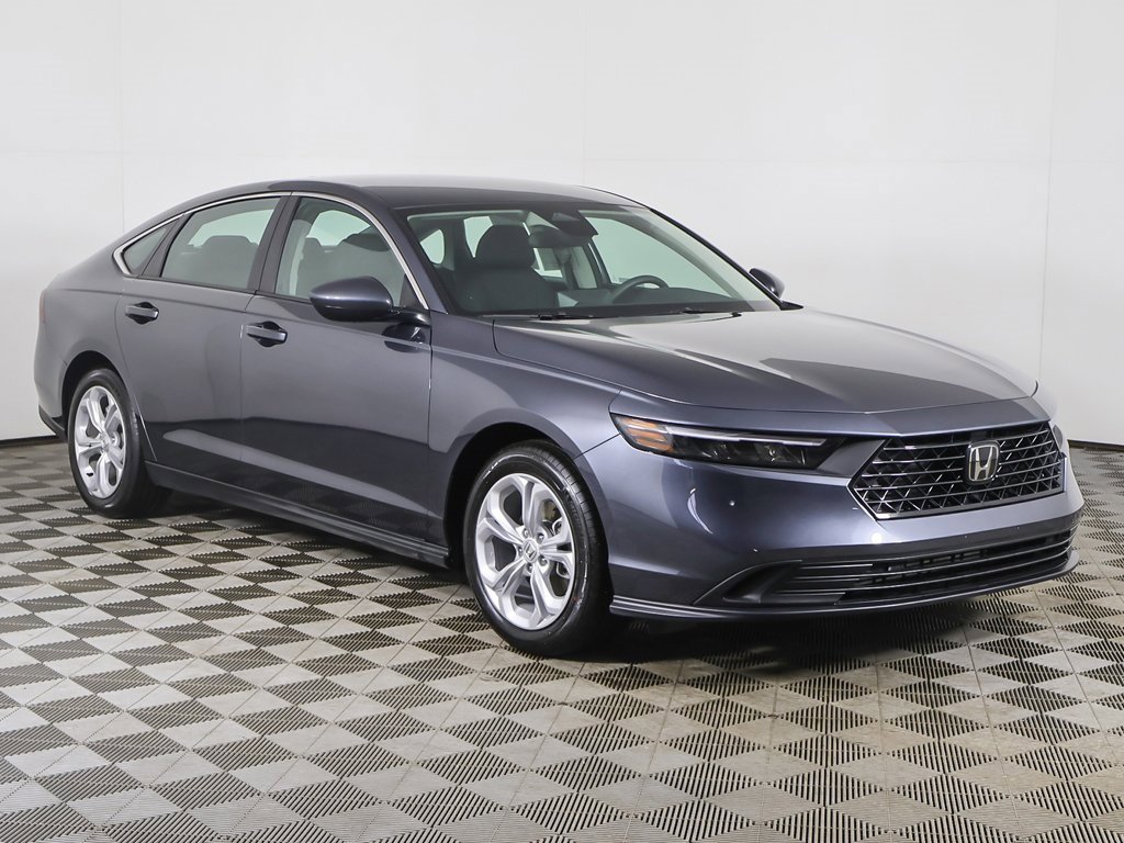 Certified 2025 Honda Accord LX image 2