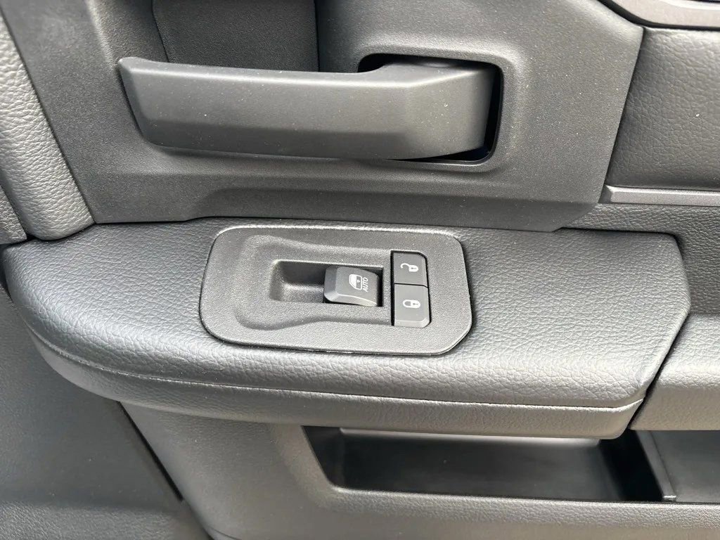 New 2026 RAM 3500 Tradesman AWD/4WD image 20