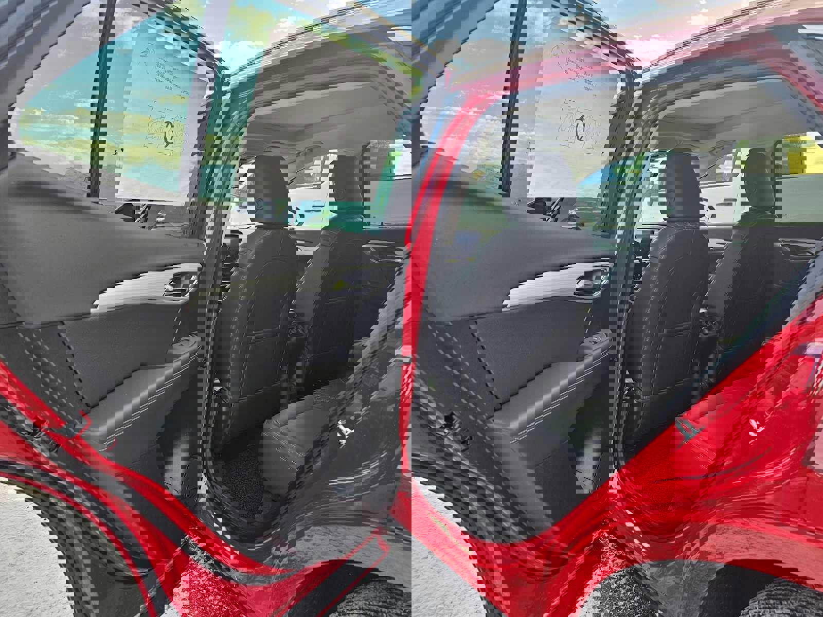 New 2025 Buick Envision Avenir image 16