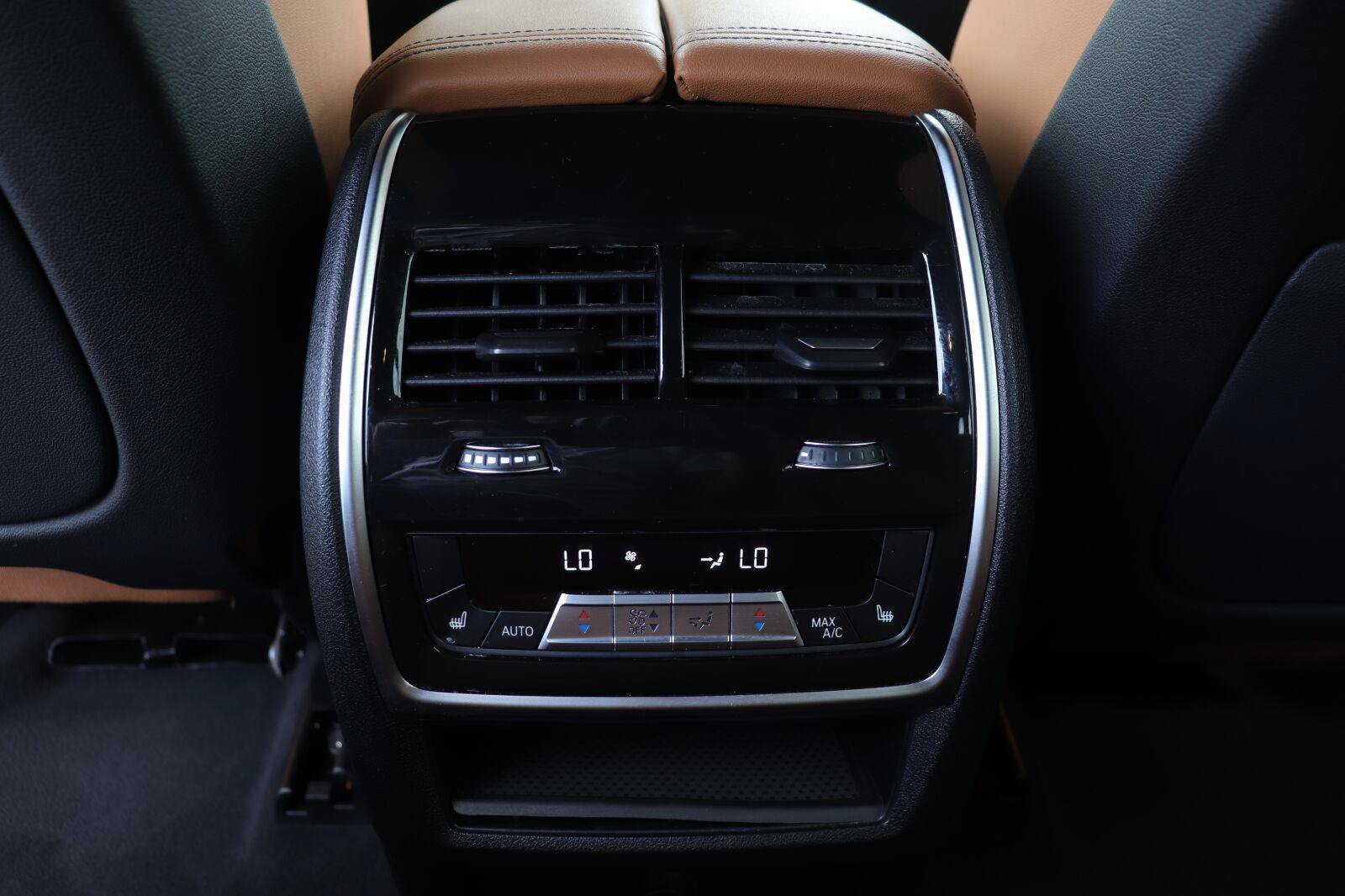 Used 2023 BMW X5 xDrive40i AWD/4WD image 22