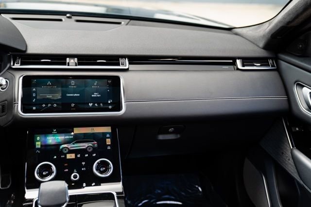 Used 2021 Land Rover Range Rover Velar R-Dynamic S image 29